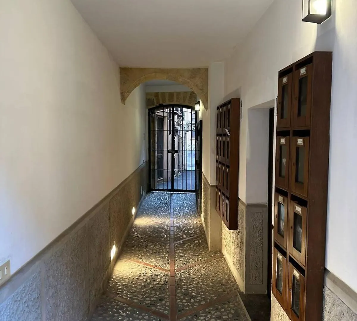 La Petite Terrasse Apartment Palermo