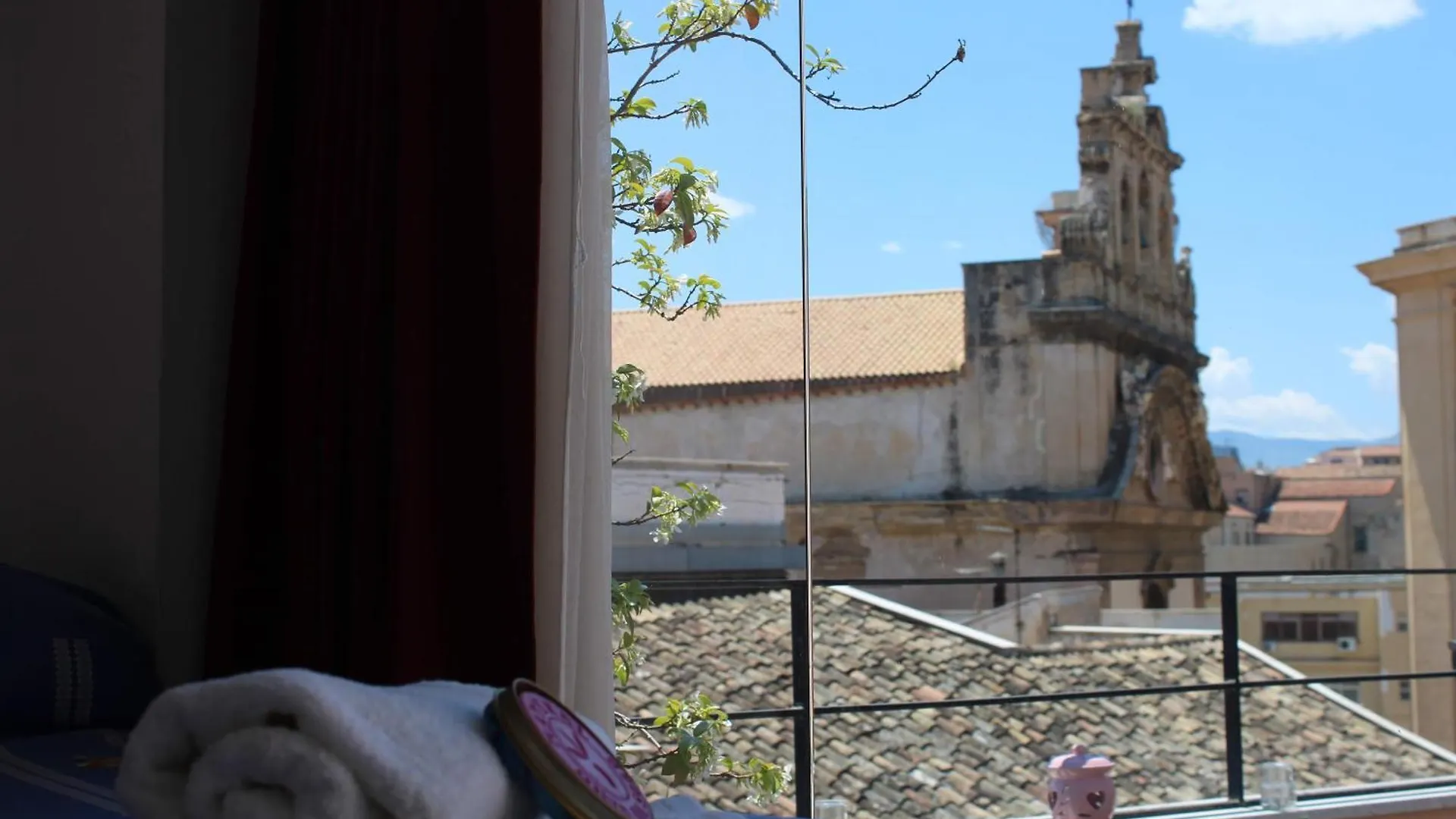 La Petite Terrasse Apartment Palermo 0*,